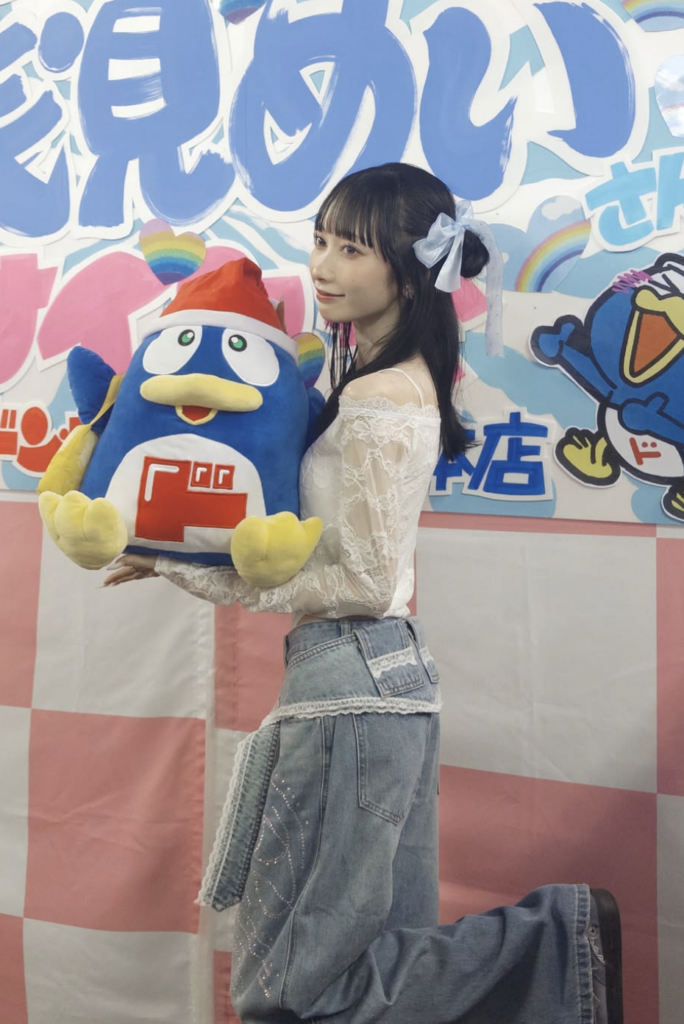 浅見めいの身長と体重は公表されているのか