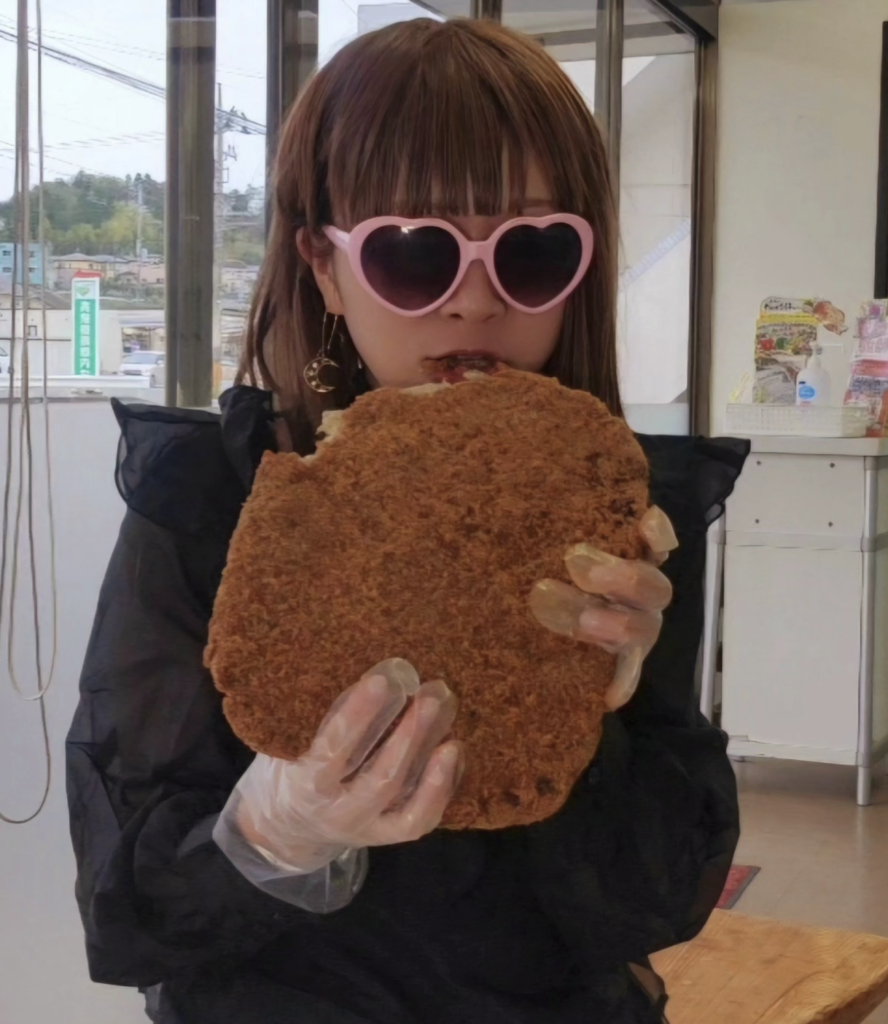 もぐもぐさくらの年齢と活動歴の時系列