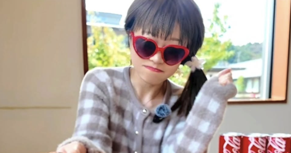 もぐもぐさくらがサングラスを着ける理由